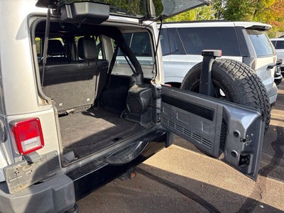 2014 Jeep Wrangler Unlimited Polar Edition