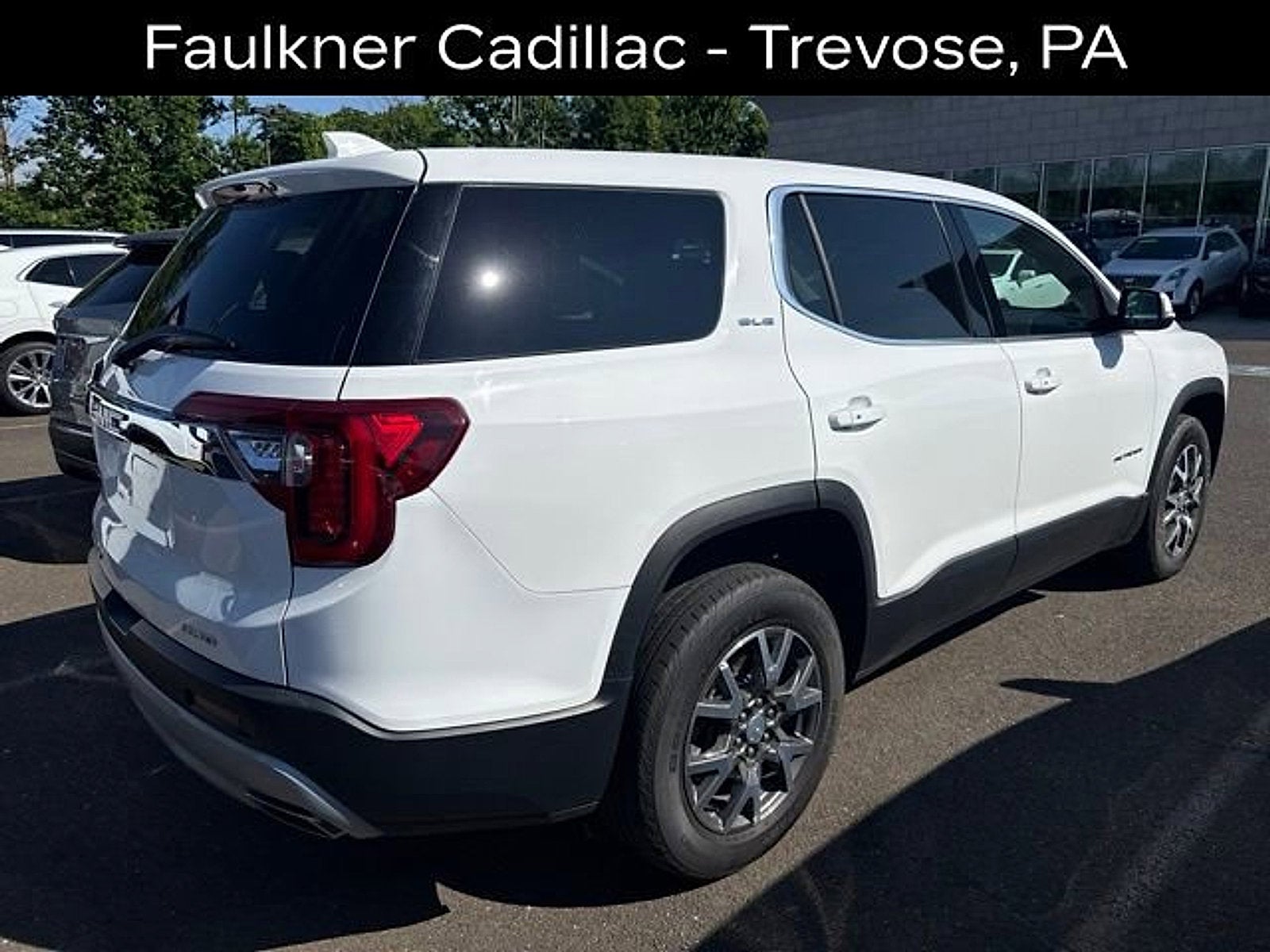 2023 GMC Acadia SLE