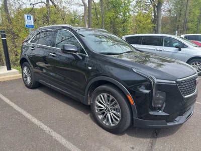 2025 Cadillac XT4 Premium Luxury