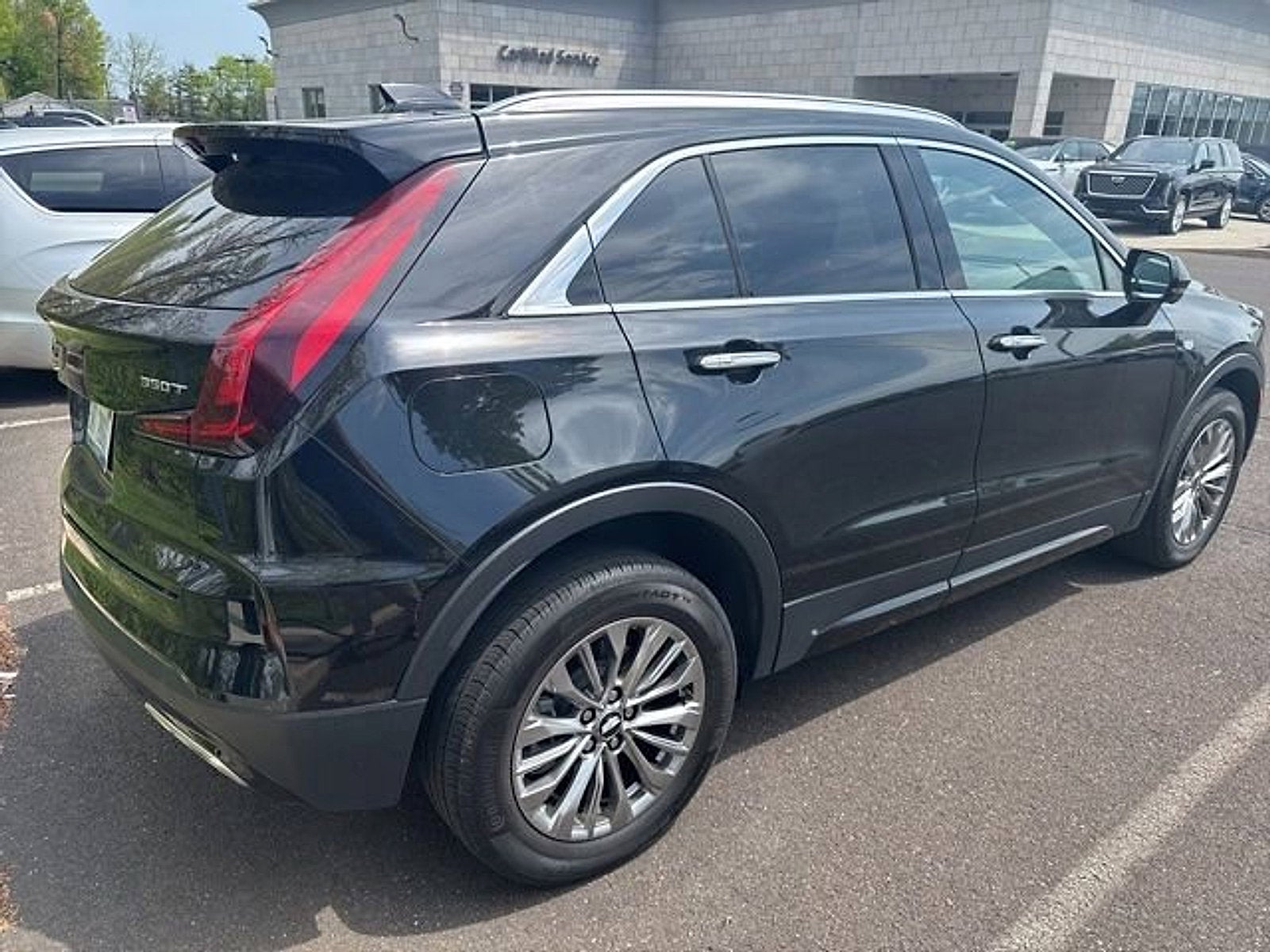2025 Cadillac XT4 Premium Luxury