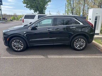 2025 Cadillac XT4 Premium Luxury