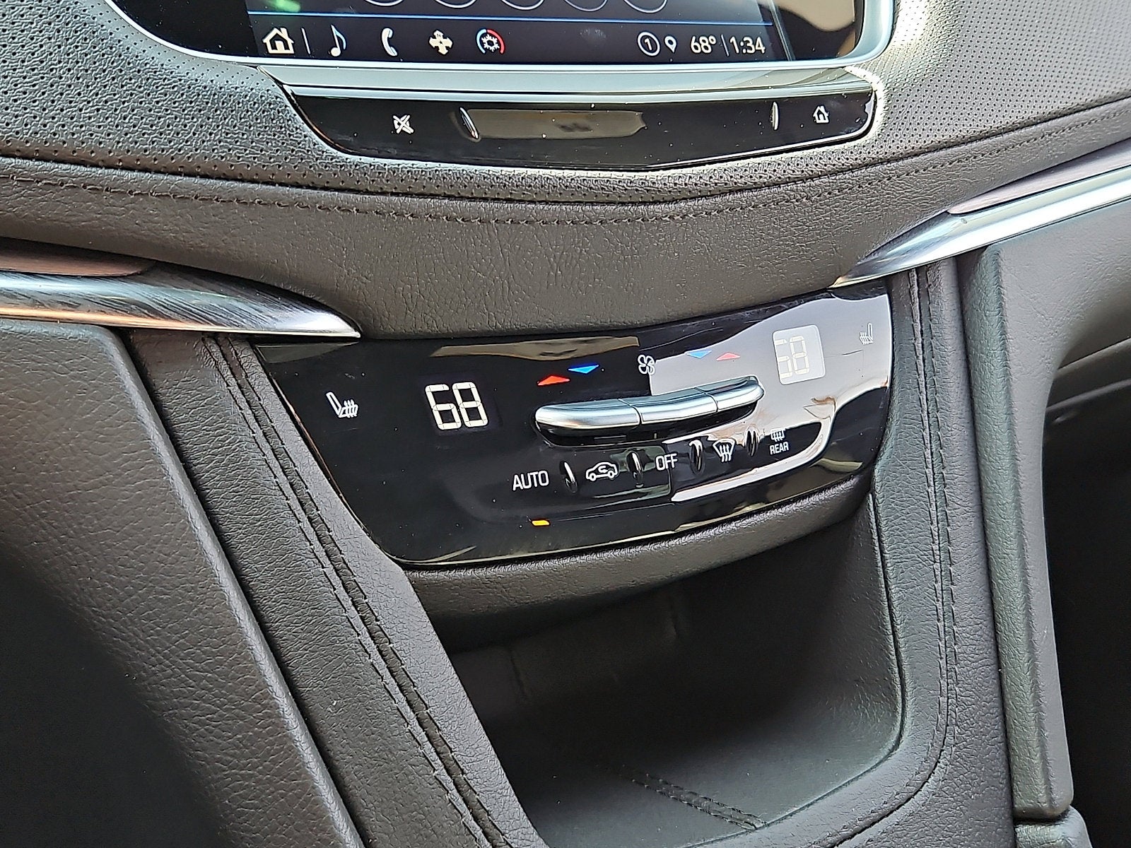 2023 Cadillac XT5 Luxury