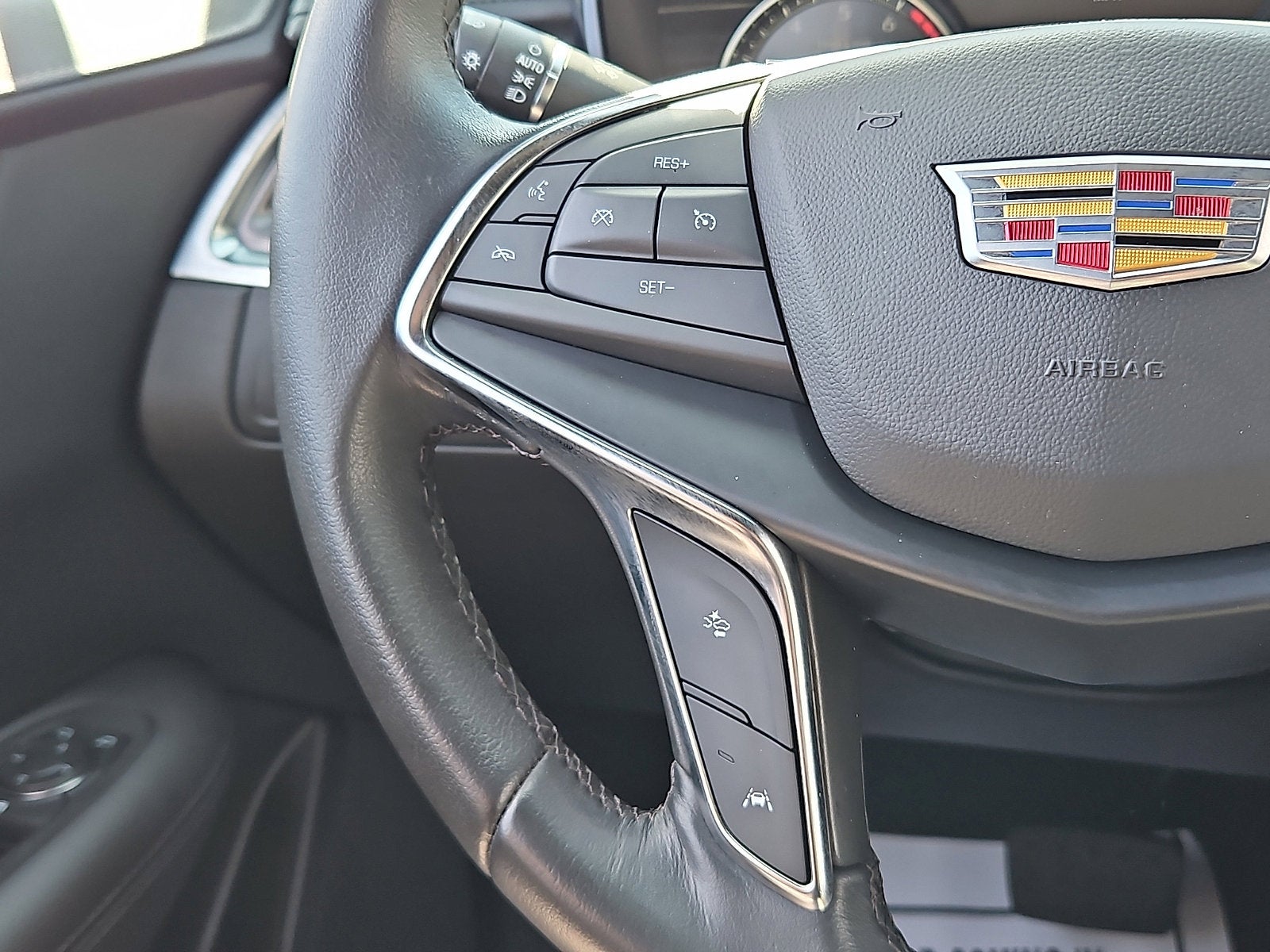 2023 Cadillac XT5 Luxury