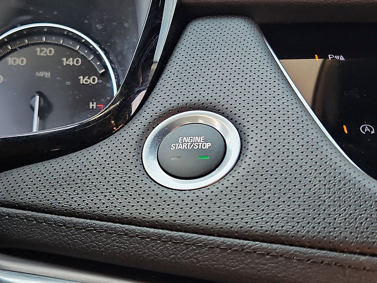 2023 Cadillac XT5 Luxury