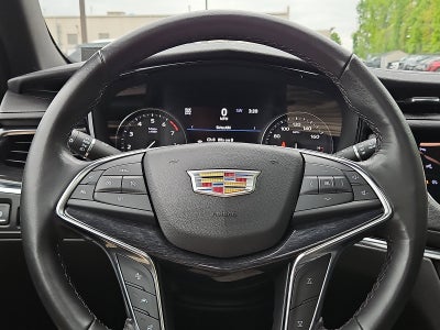 2022 Cadillac XT5 Premium Luxury