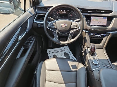 2022 Cadillac XT5 Premium Luxury