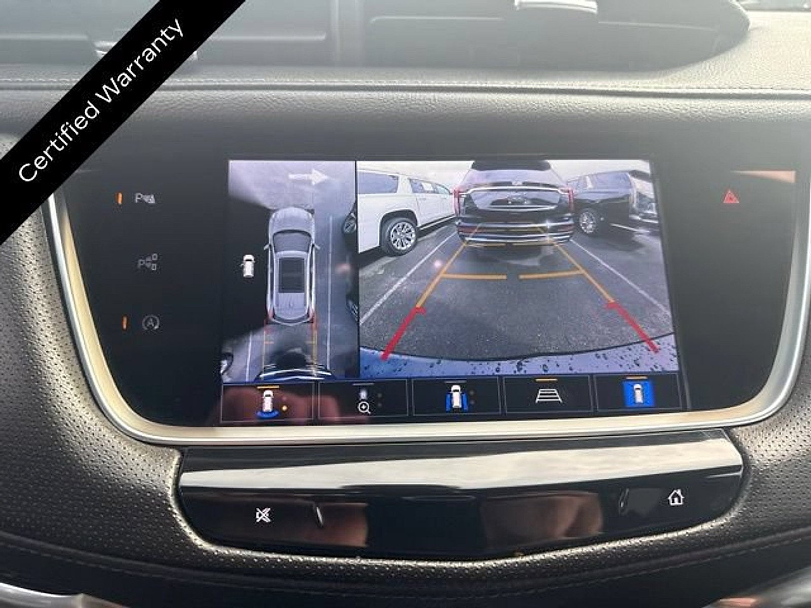 2022 Cadillac XT5 Premium Luxury