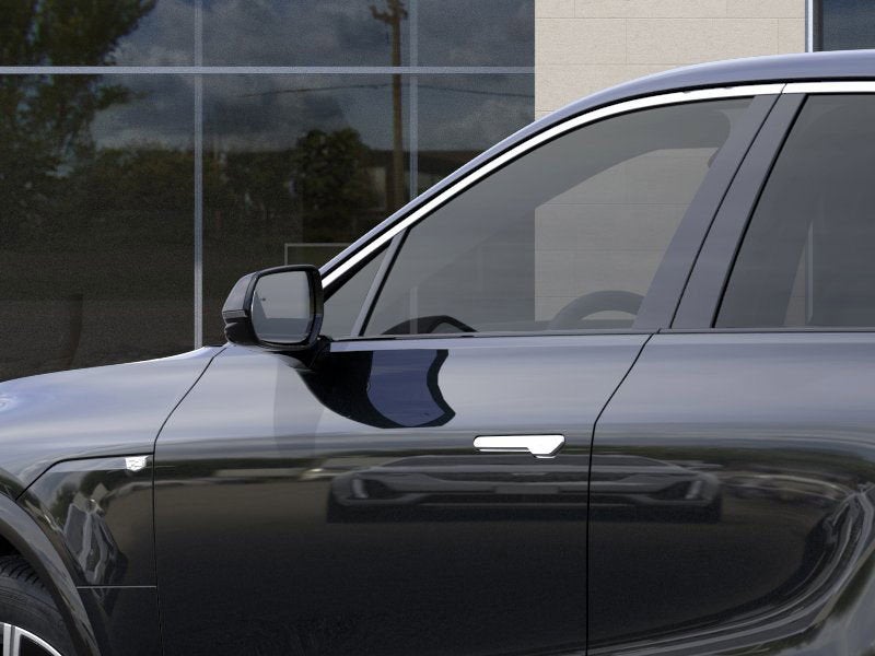 2025 Cadillac LYRIQ Luxury 1