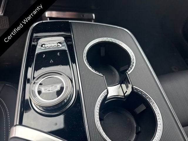 2024 Cadillac LYRIQ Luxury 2