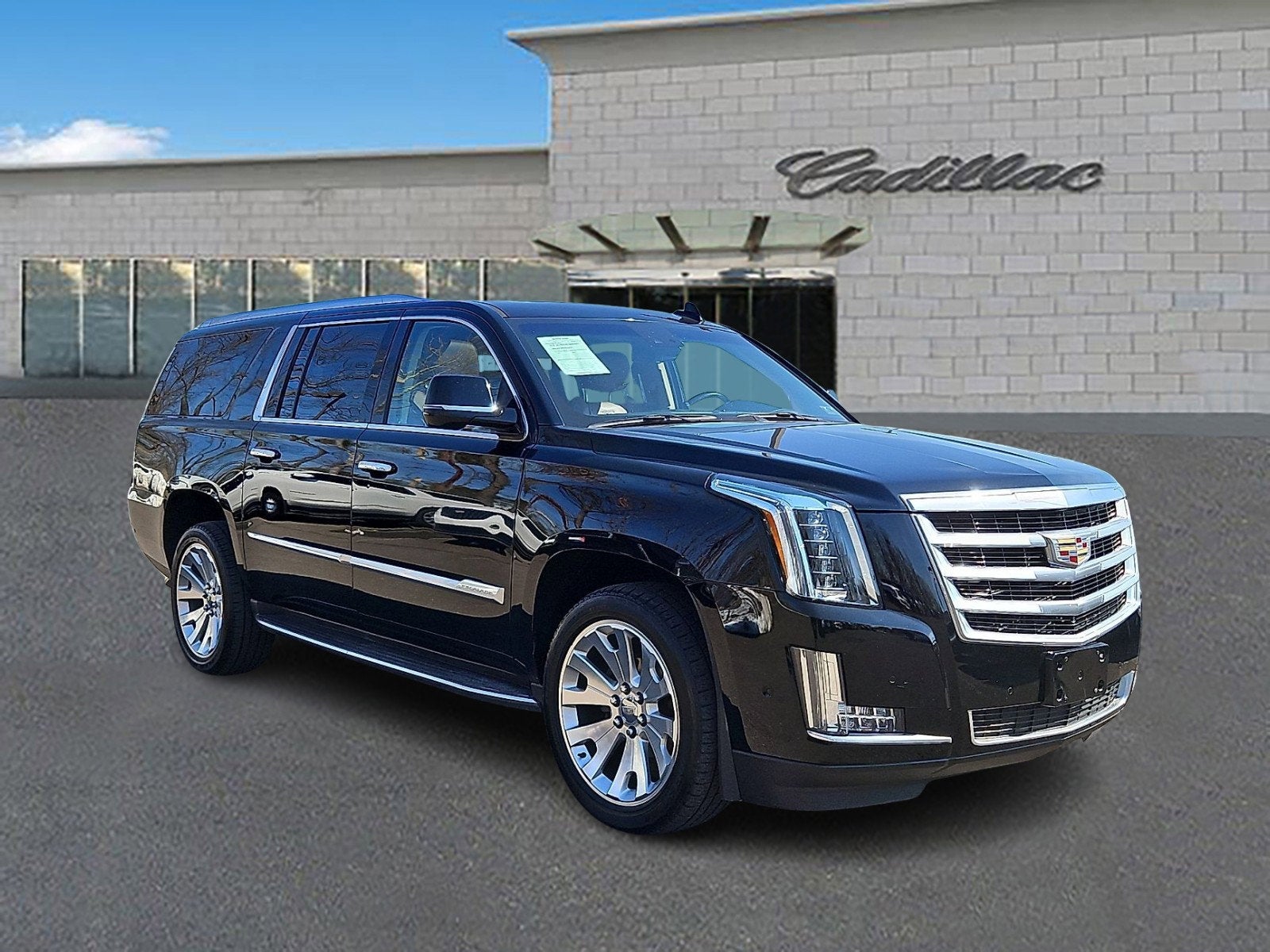 2018 Cadillac Escalade ESV Luxury