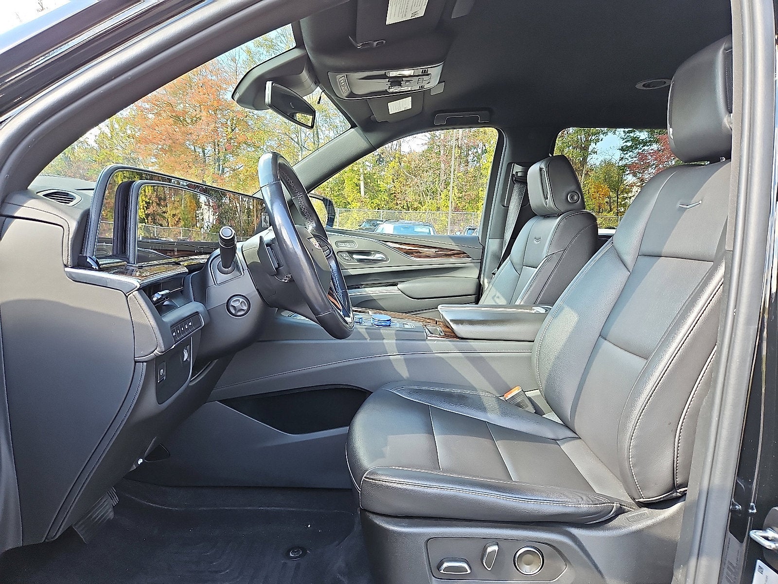 2024 Cadillac Escalade ESV Luxury