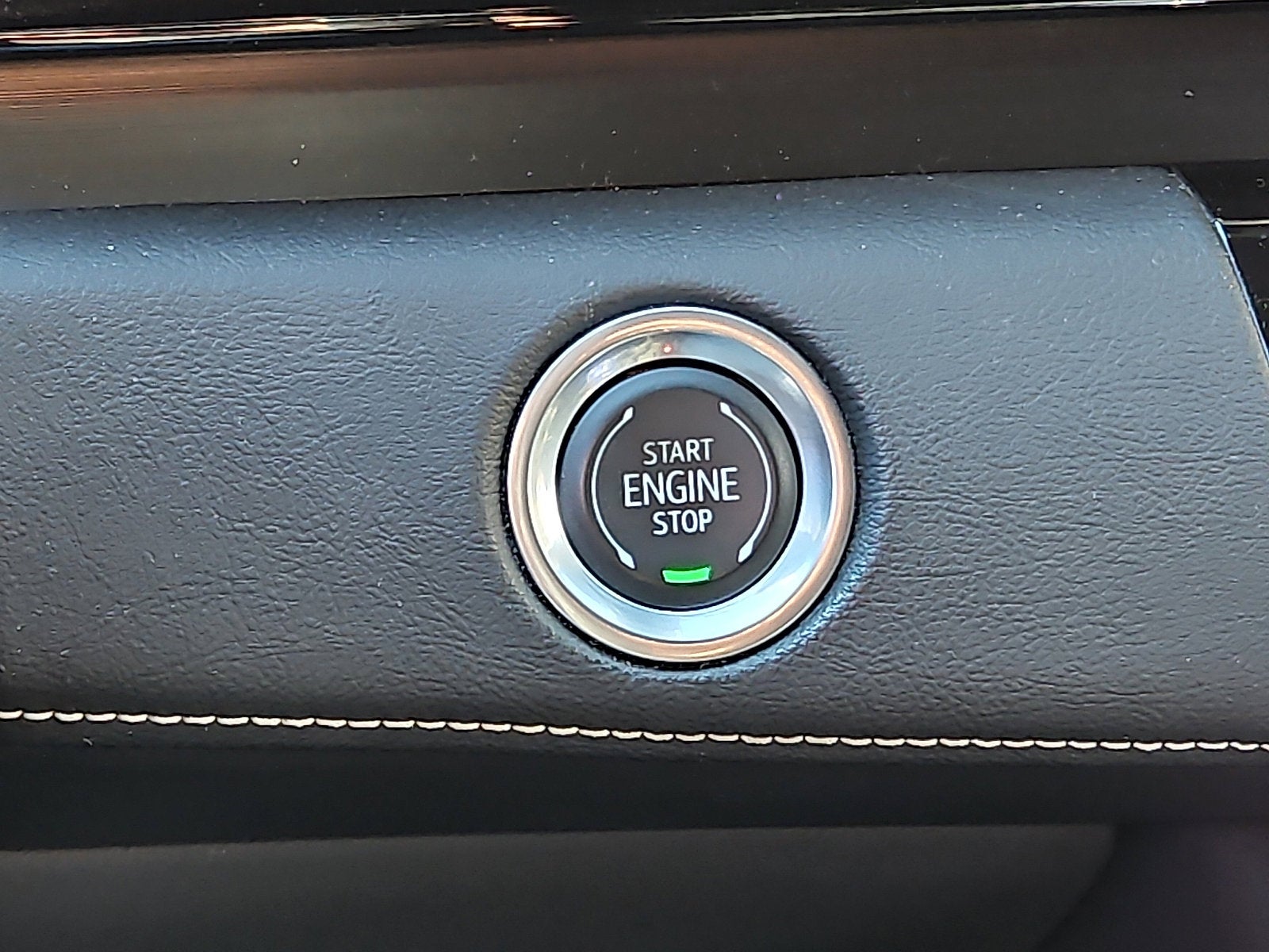 2024 Cadillac Escalade ESV Luxury