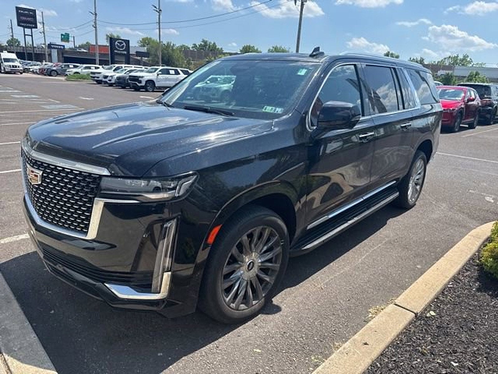 2023 Cadillac Escalade ESV Premium Luxury