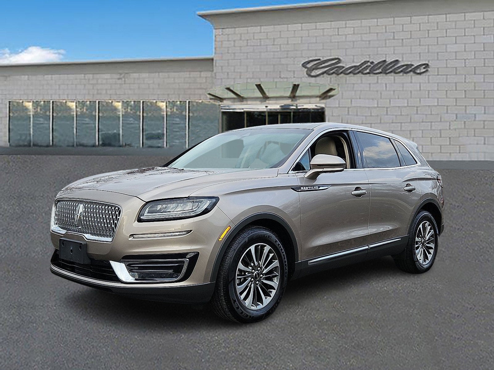 2019 Lincoln Nautilus Select