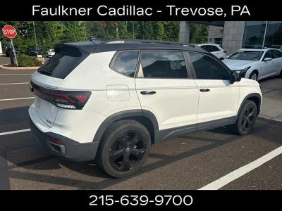 2025 Volkswagen Taos SE Black