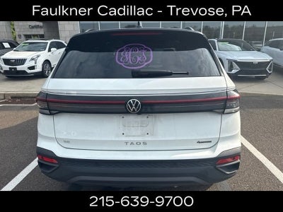 2025 Volkswagen Taos SE Black