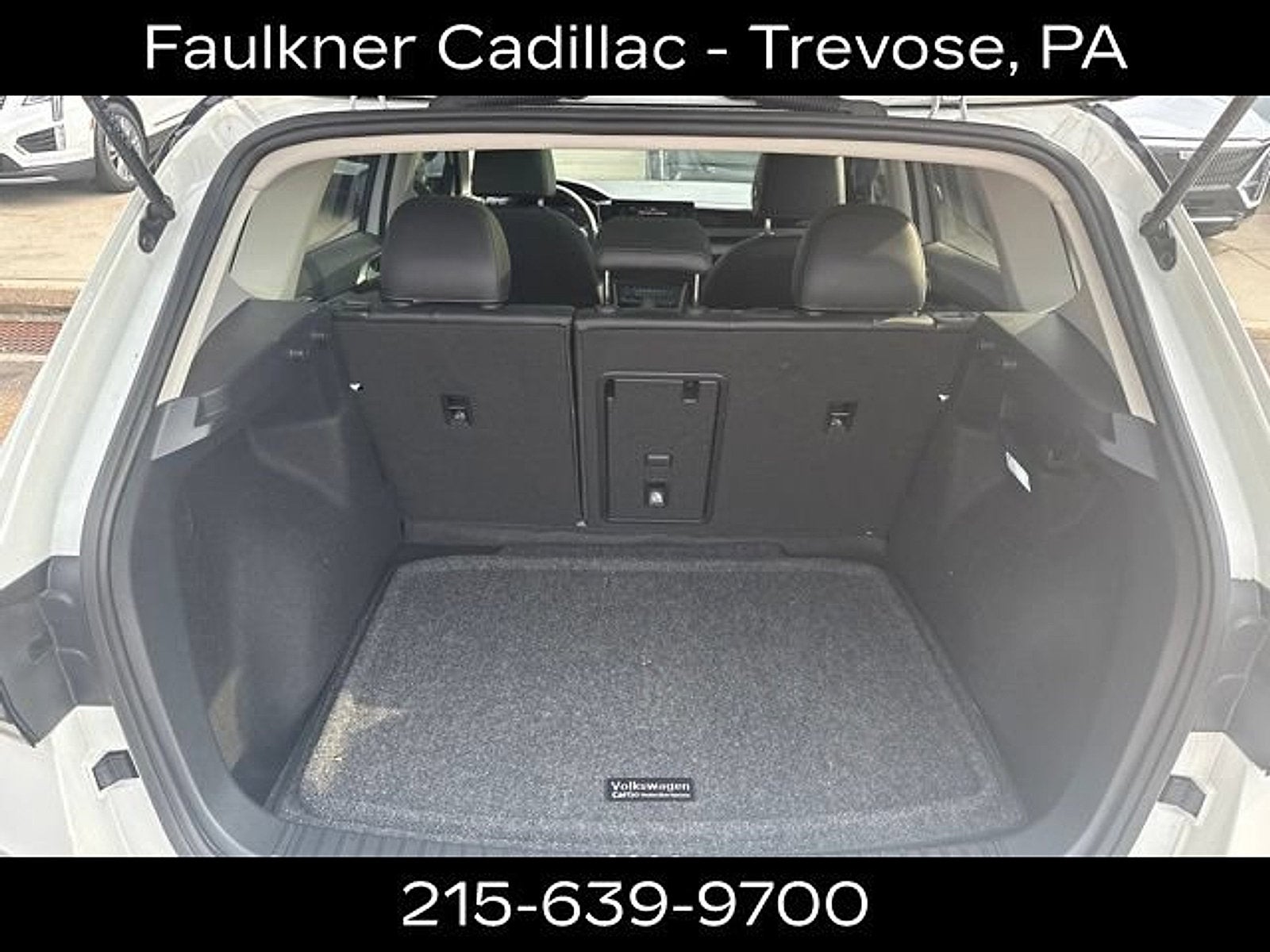 2025 Volkswagen Taos SE Black