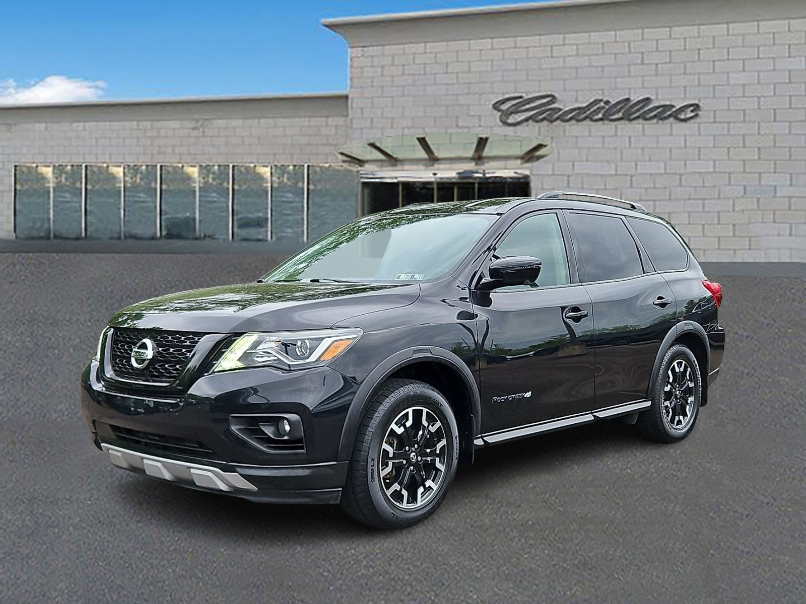 2020 Nissan Pathfinder SL