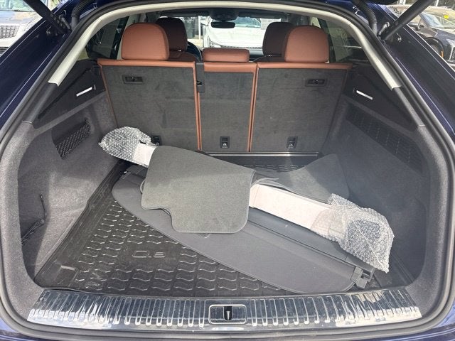 2023 Audi Q8 Premium Plus