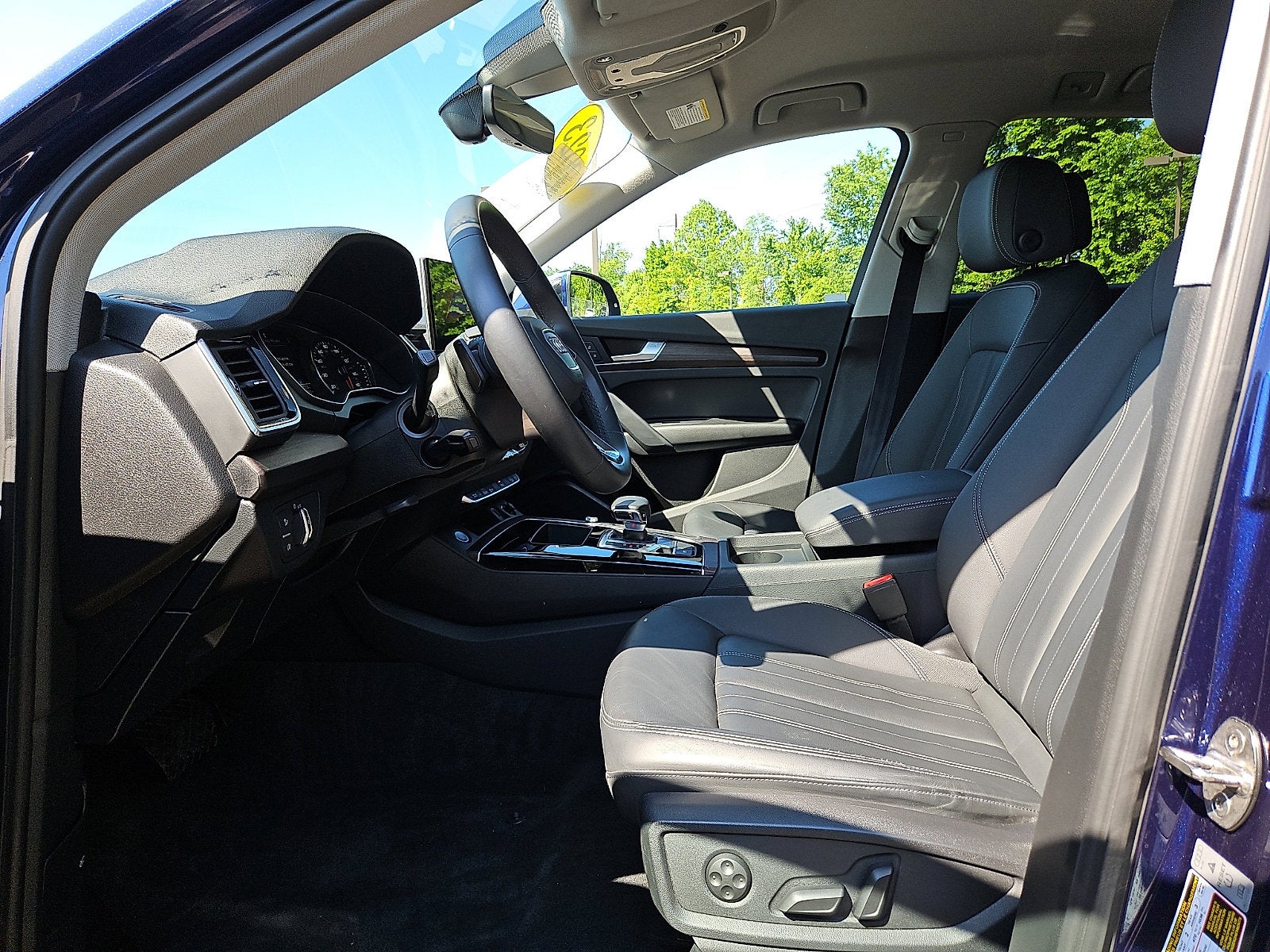 2023 Audi Q5 S line Premium