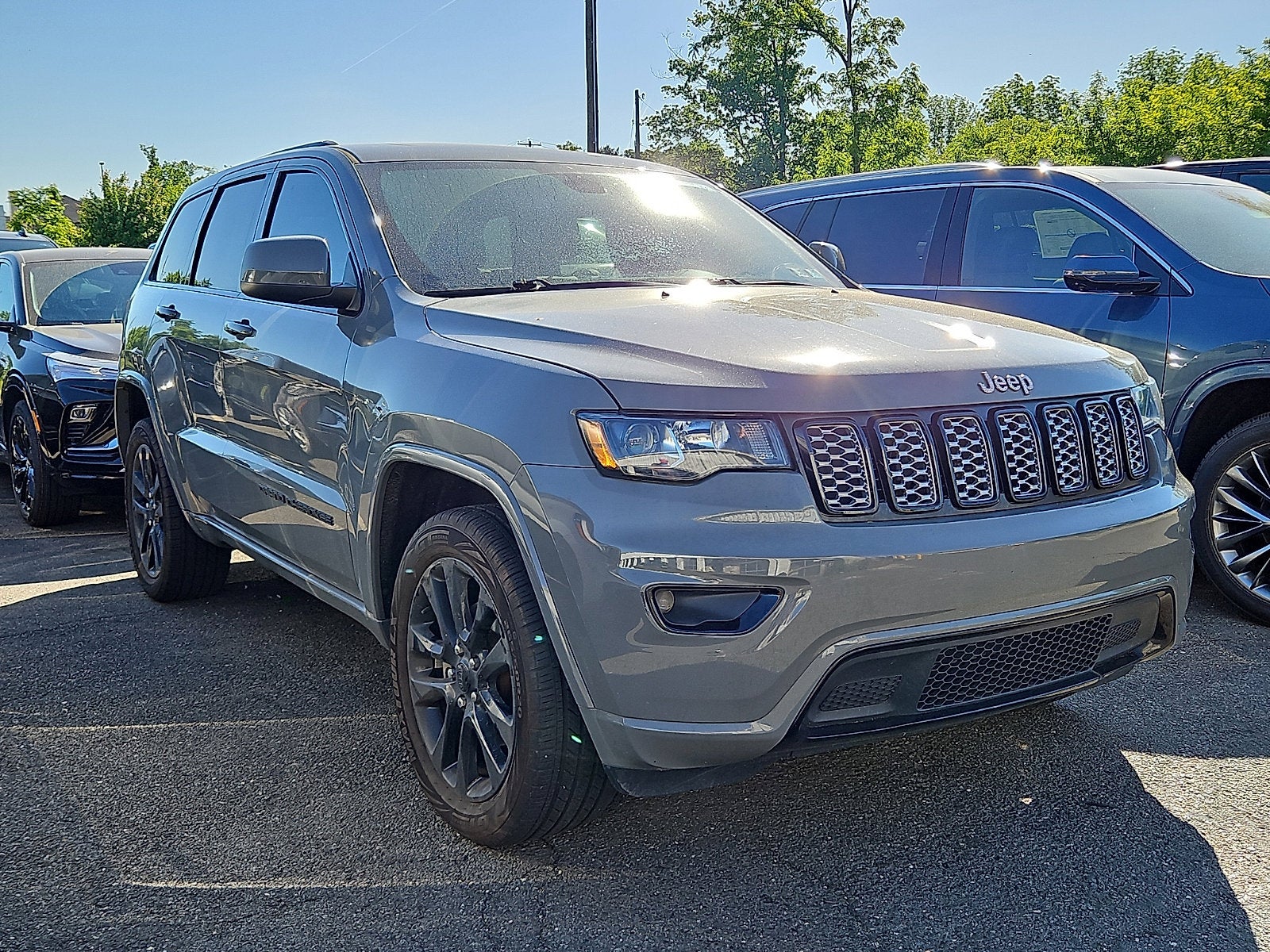 2019 Jeep Grand Cherokee Altitude
