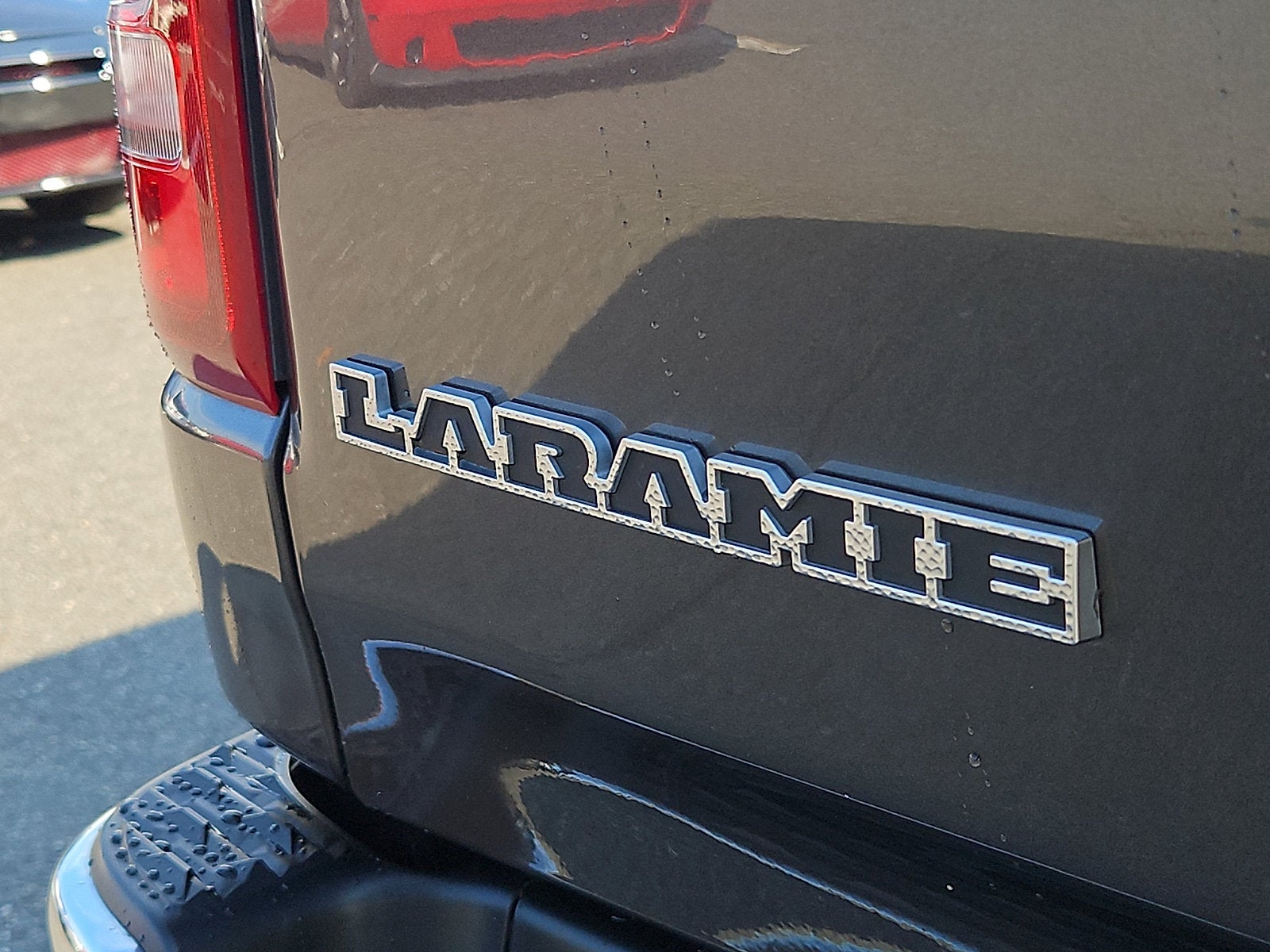 2022 RAM 1500 Laramie Crew Cab 4x4 5'7" Box