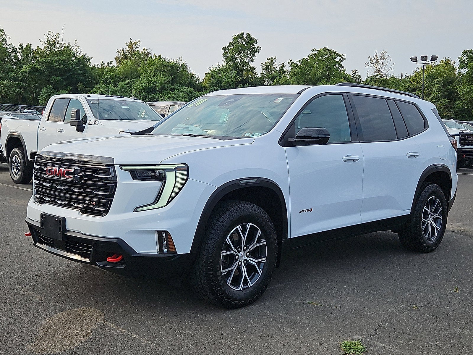 2024 GMC Acadia AT4