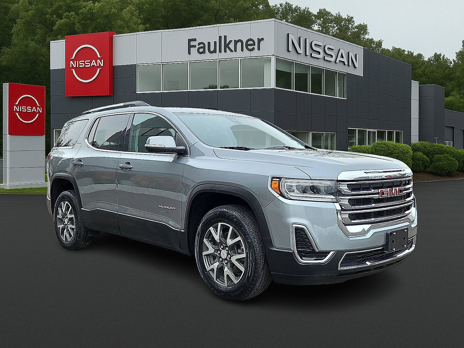 2023 GMC Acadia SLE