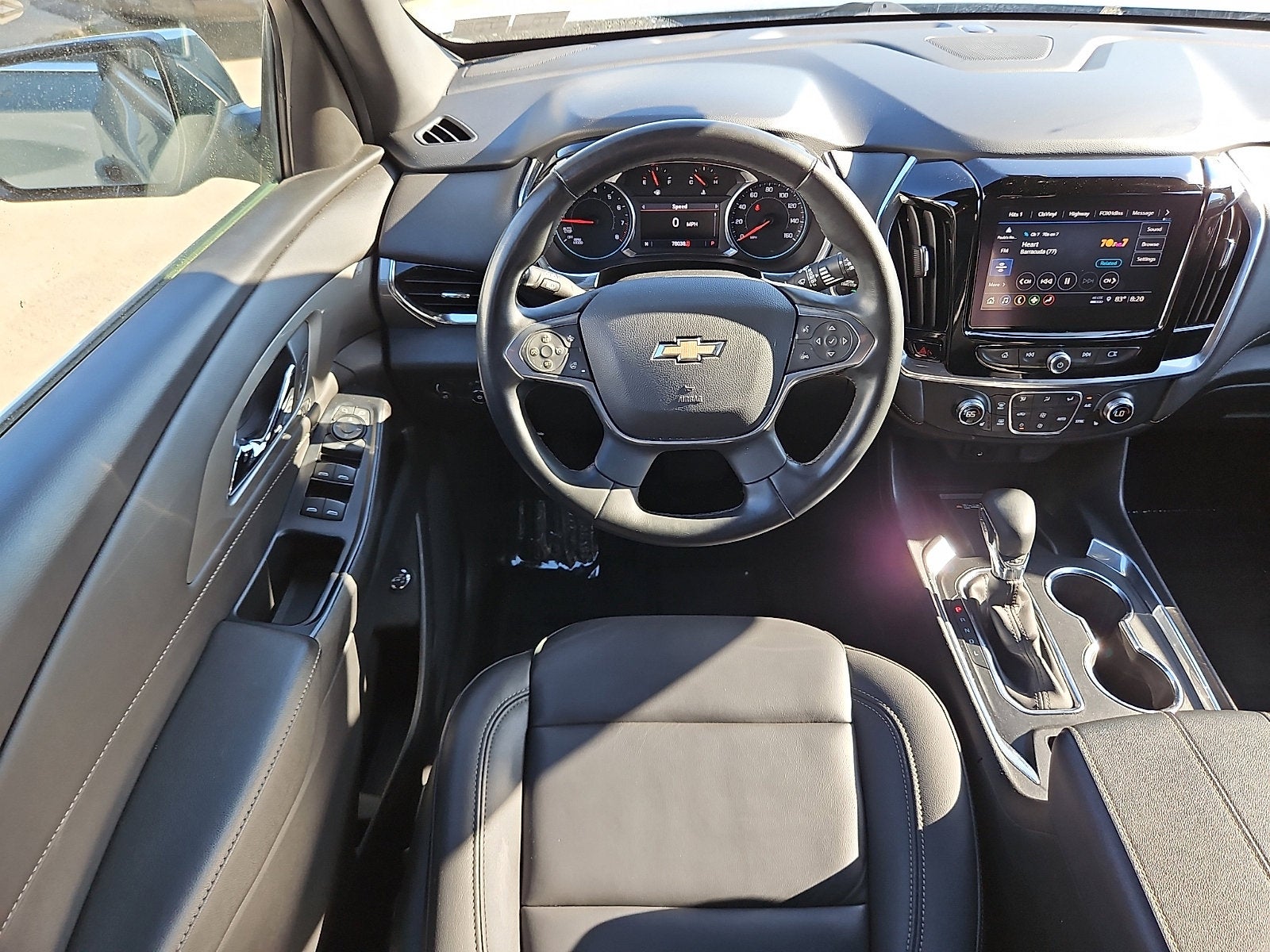 2023 Chevrolet Traverse LT Leather