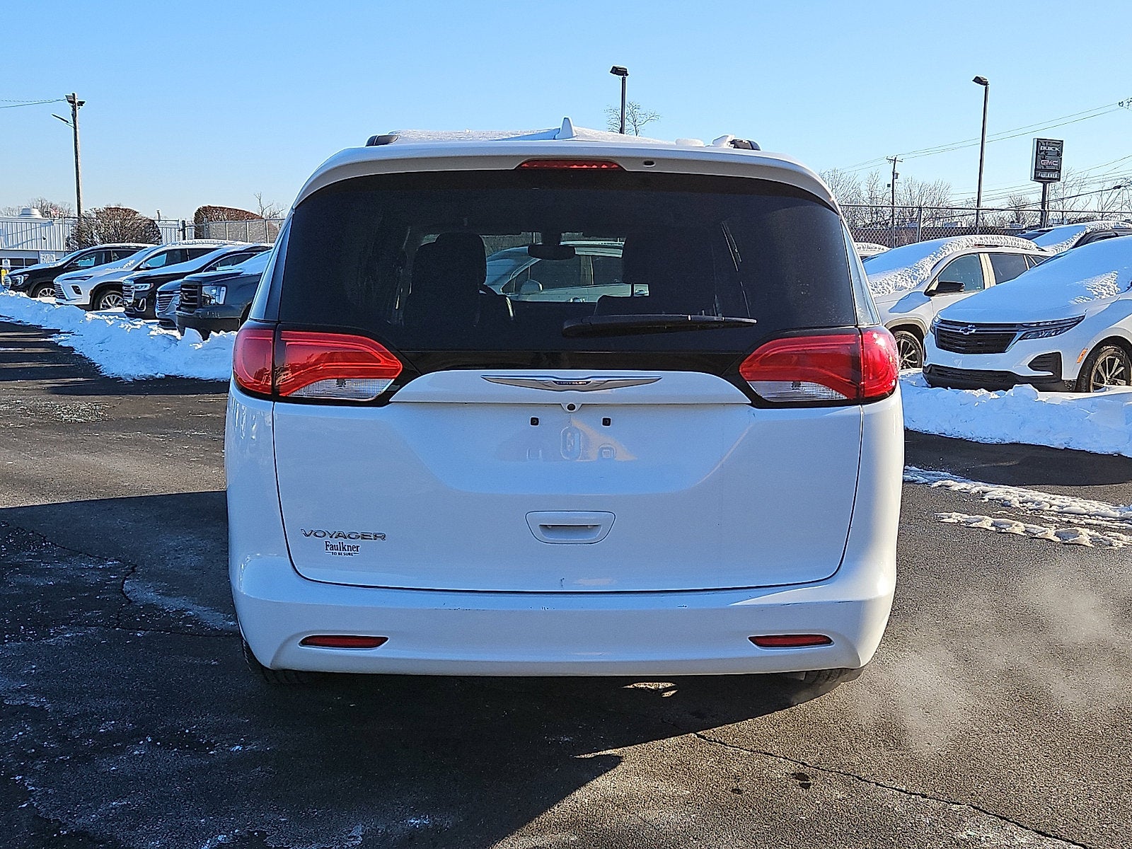 2020 Chrysler Voyager LXI