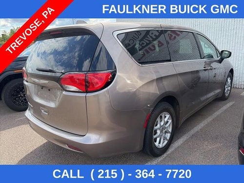 2017 Chrysler Pacifica Touring