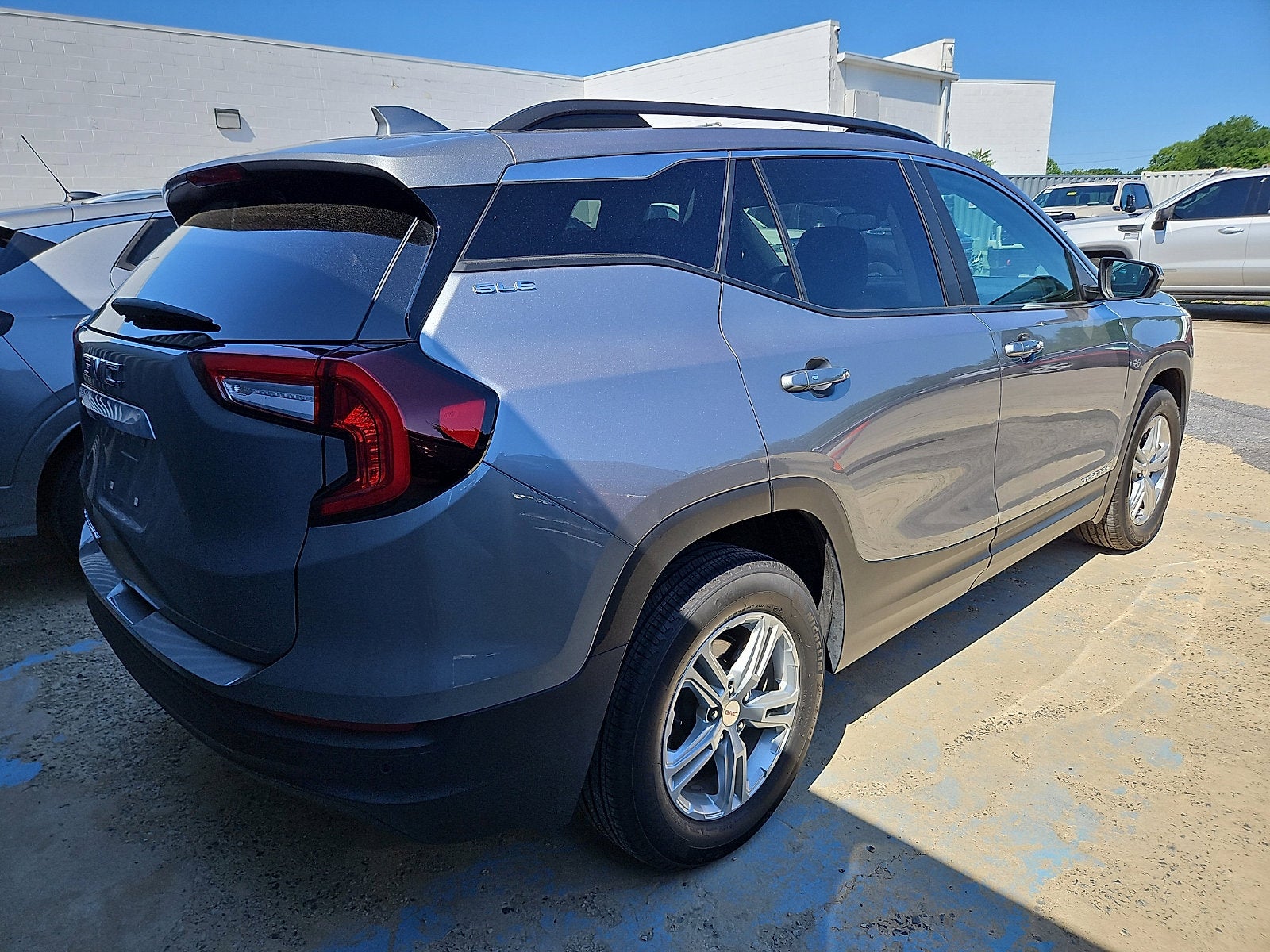 2023 GMC Terrain SLE