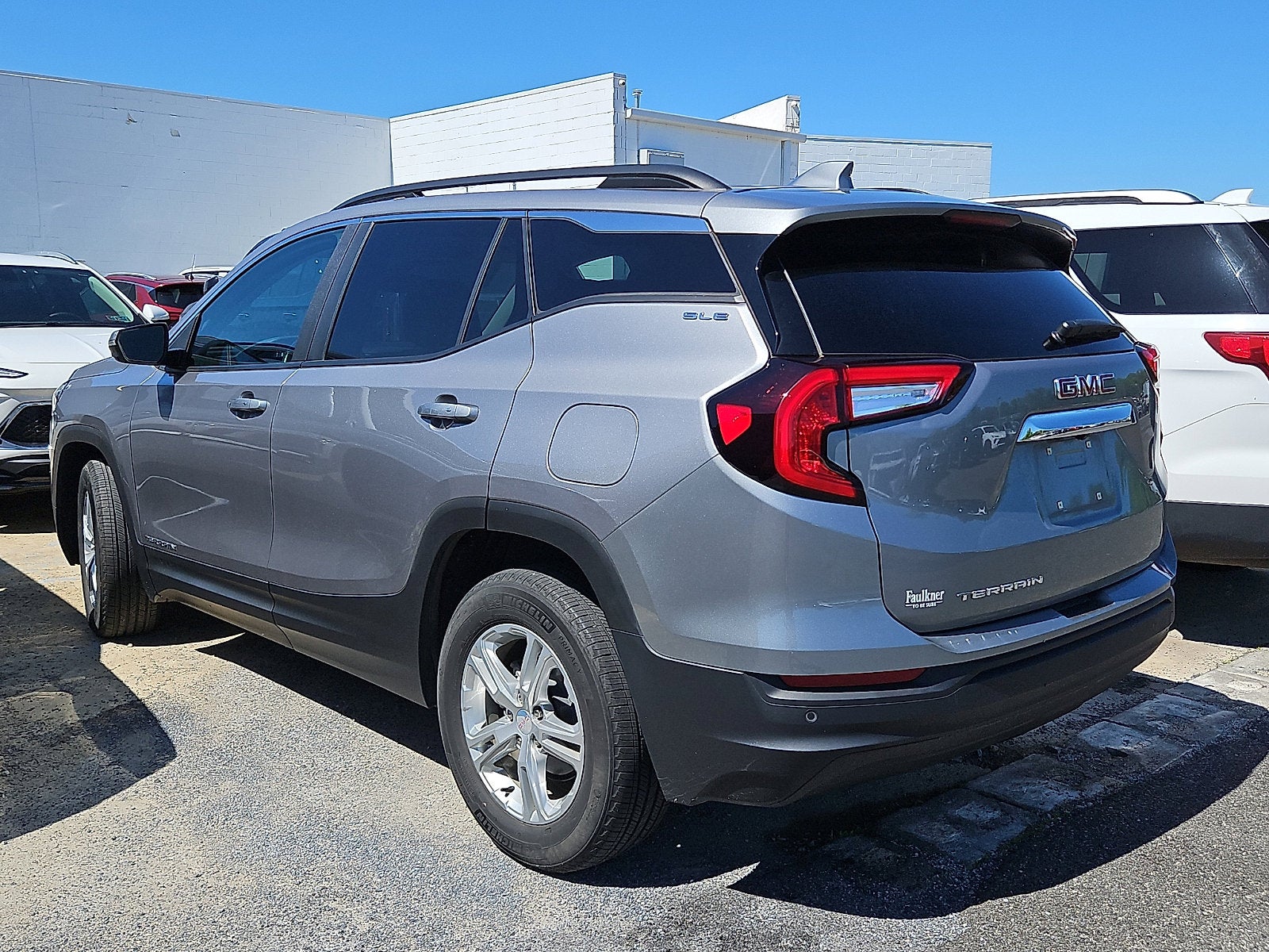 2023 GMC Terrain SLE