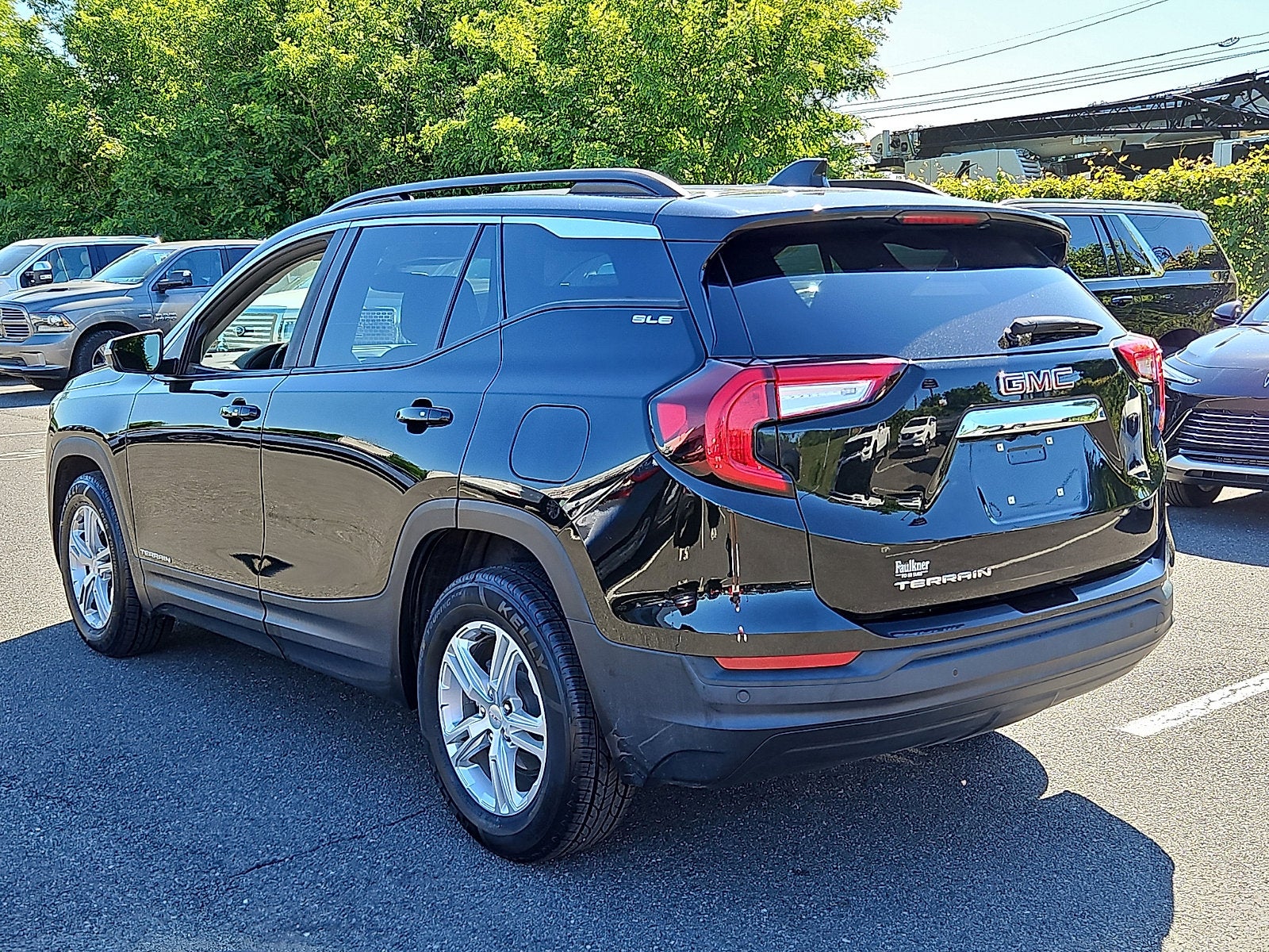 2023 GMC Terrain SLE