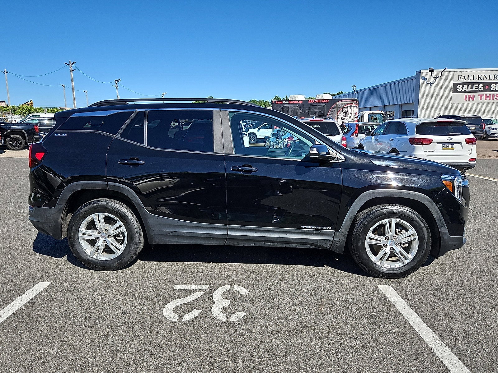 2023 GMC Terrain SLE