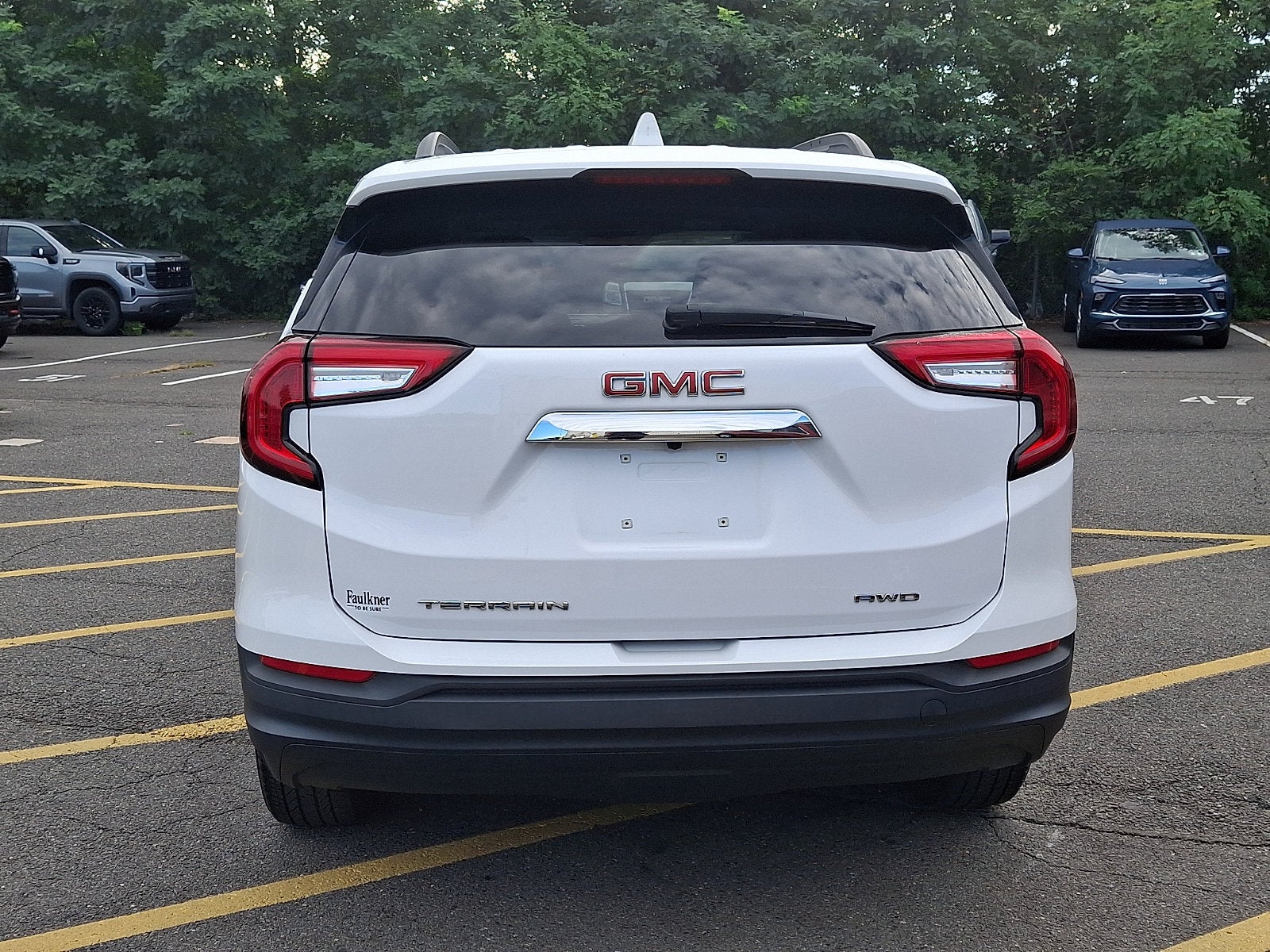 2024 GMC Terrain SLE