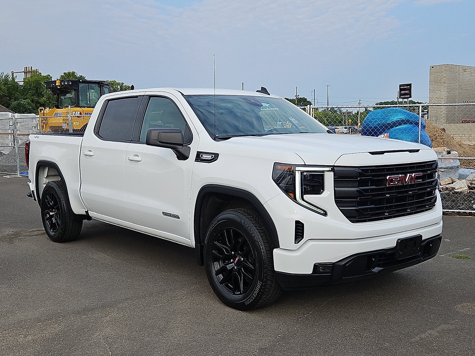 2024 GMC Sierra 1500 Elevation