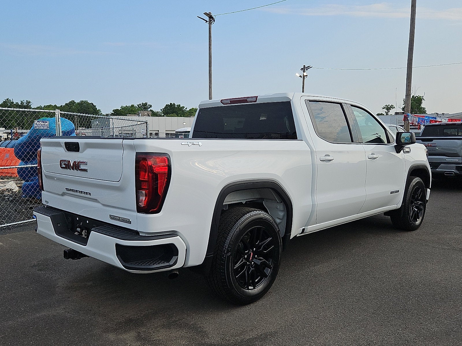 2024 GMC Sierra 1500 Elevation