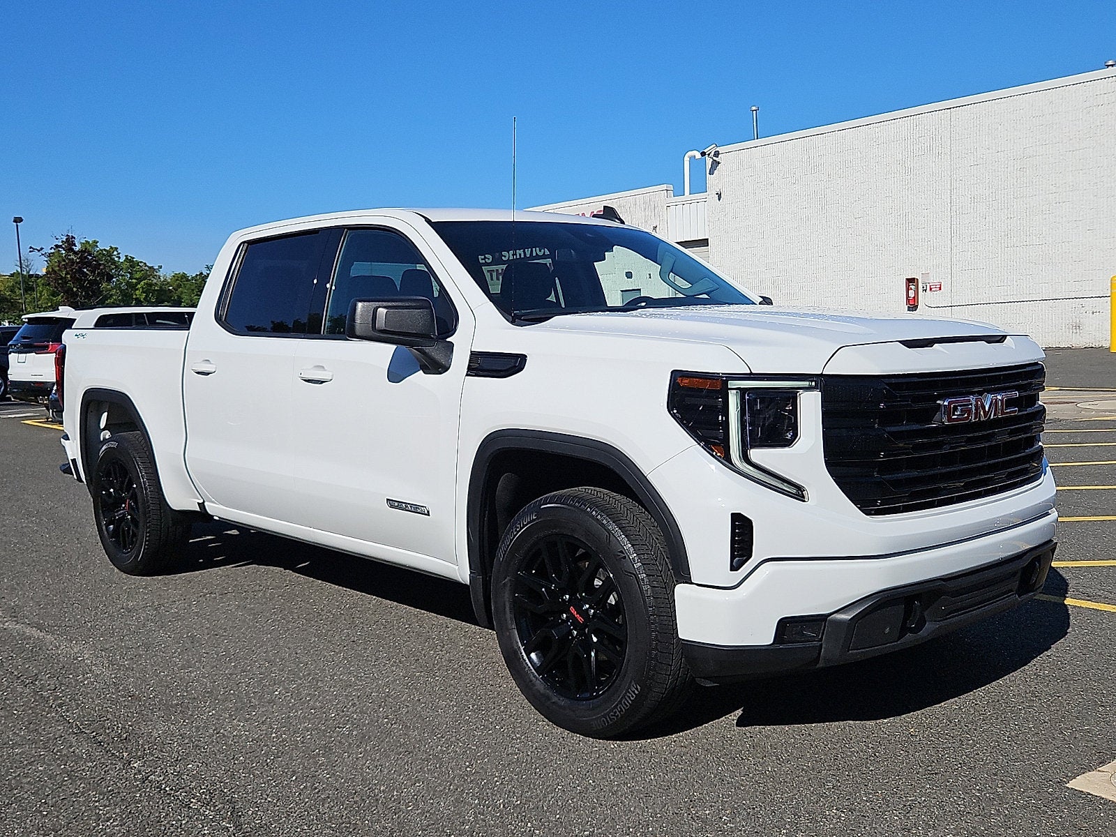 2024 GMC Sierra 1500 Elevation