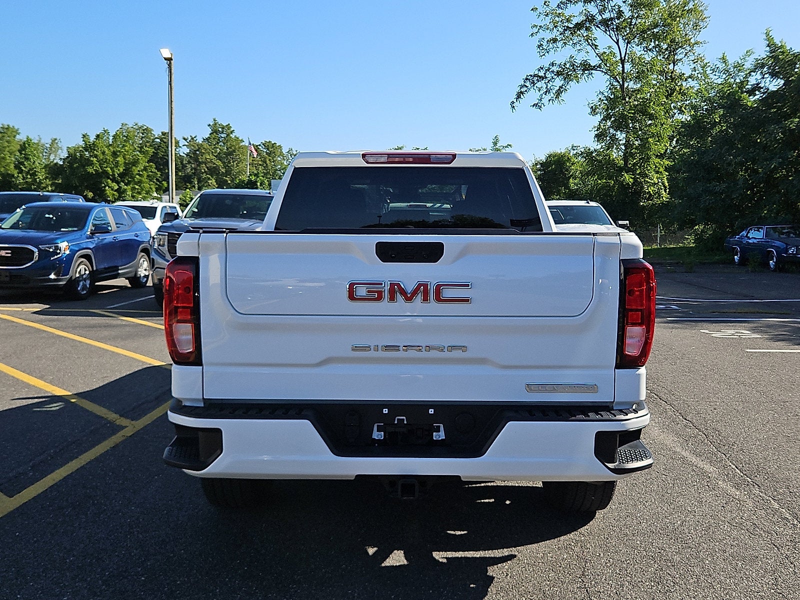 2024 GMC Sierra 1500 Elevation
