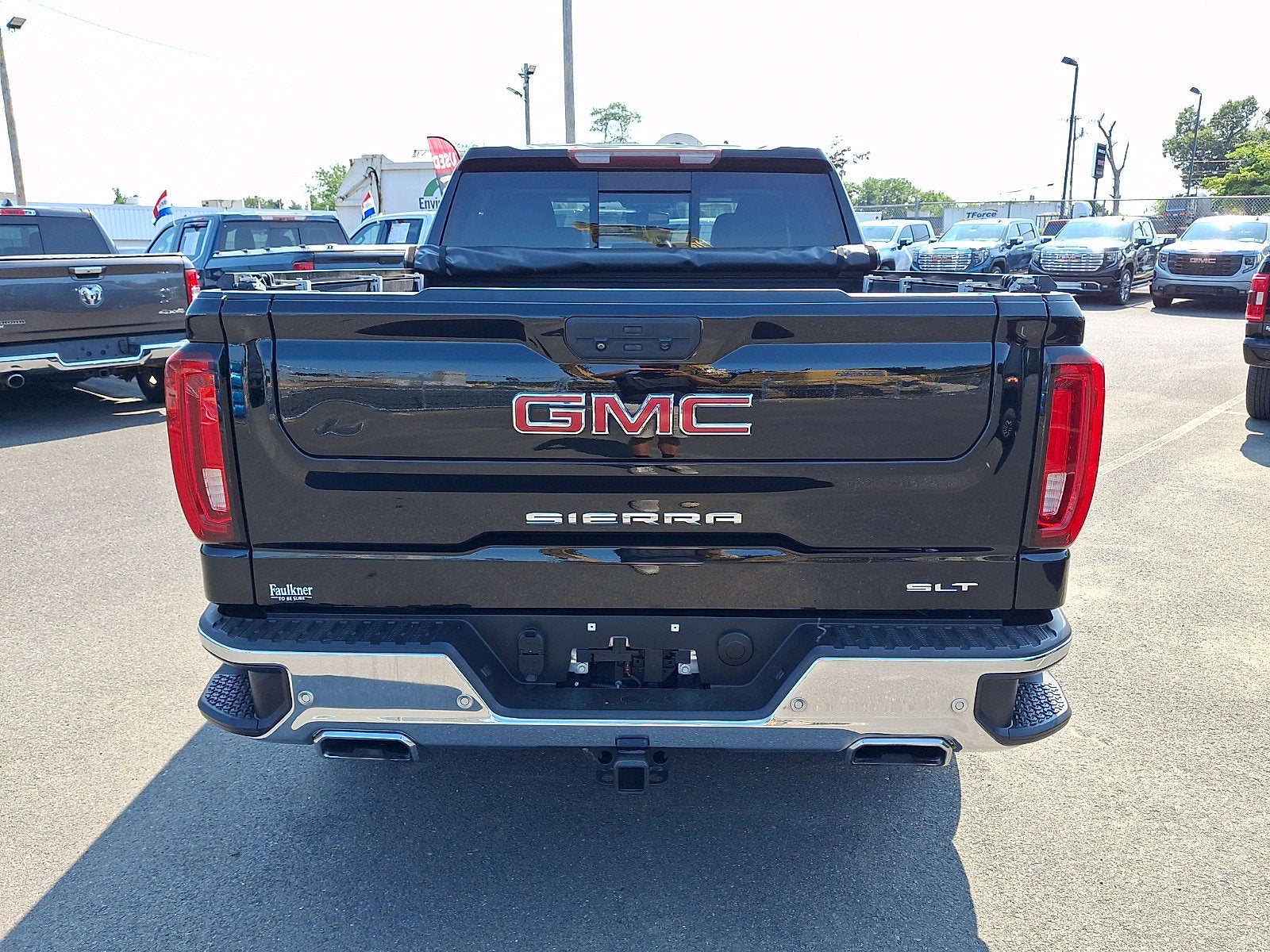 2020 GMC Sierra 1500 SLT