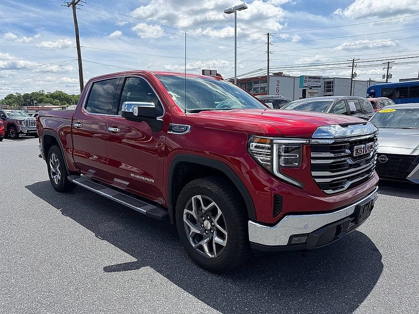 2024 GMC Sierra 1500 SLT
