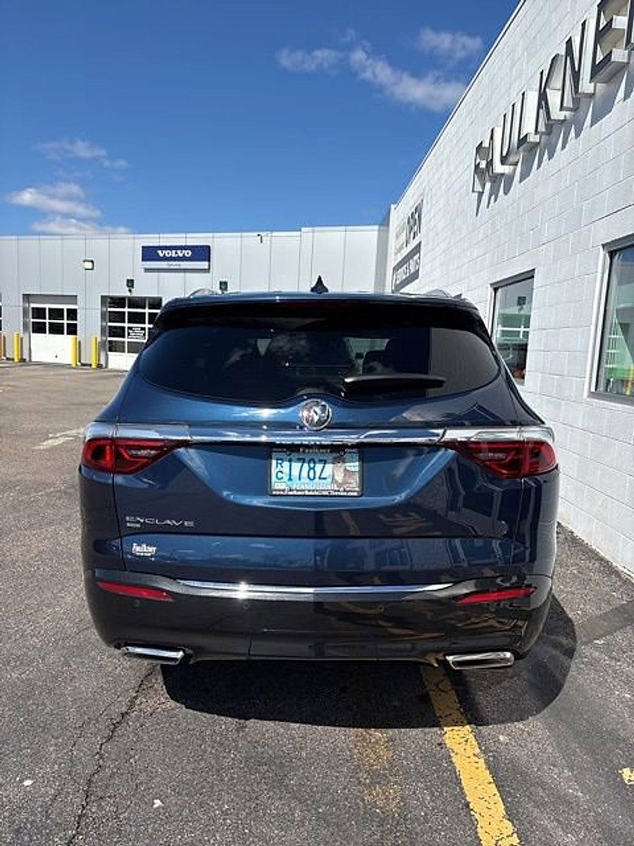 2024 Buick Enclave Essence
