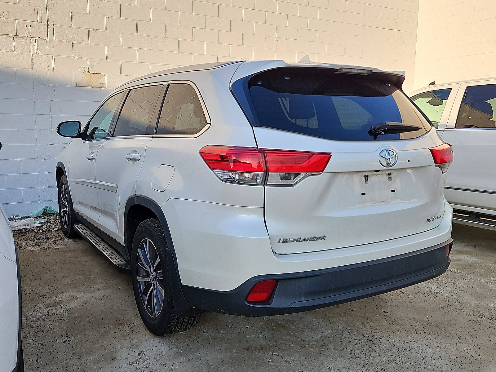 2019 Toyota Highlander SE