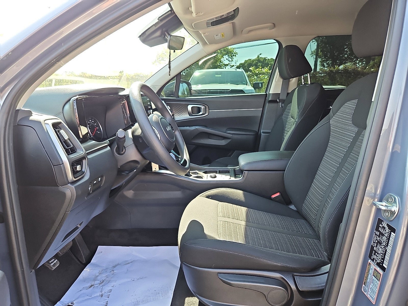 2022 Kia Sorento LX
