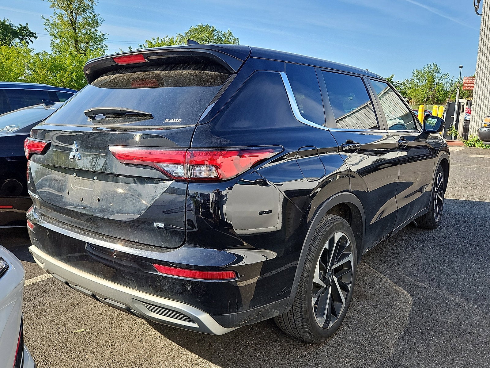 2022 Mitsubishi Outlander SE