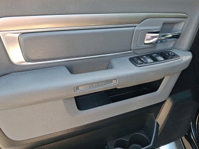 2017 RAM 1500 Big Horn 4x4 Quad Cab 6'4" Box