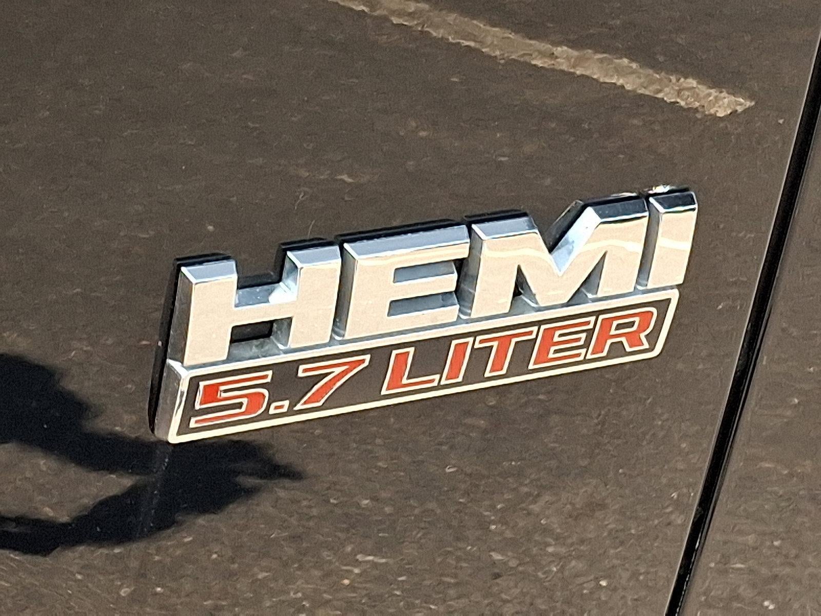 2017 RAM 1500 Big Horn 4x4 Quad Cab 6'4" Box