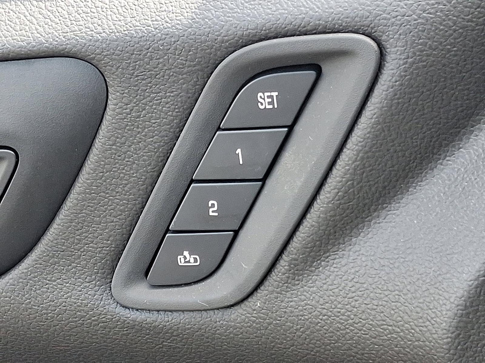 2022 GMC Acadia AWD Denali