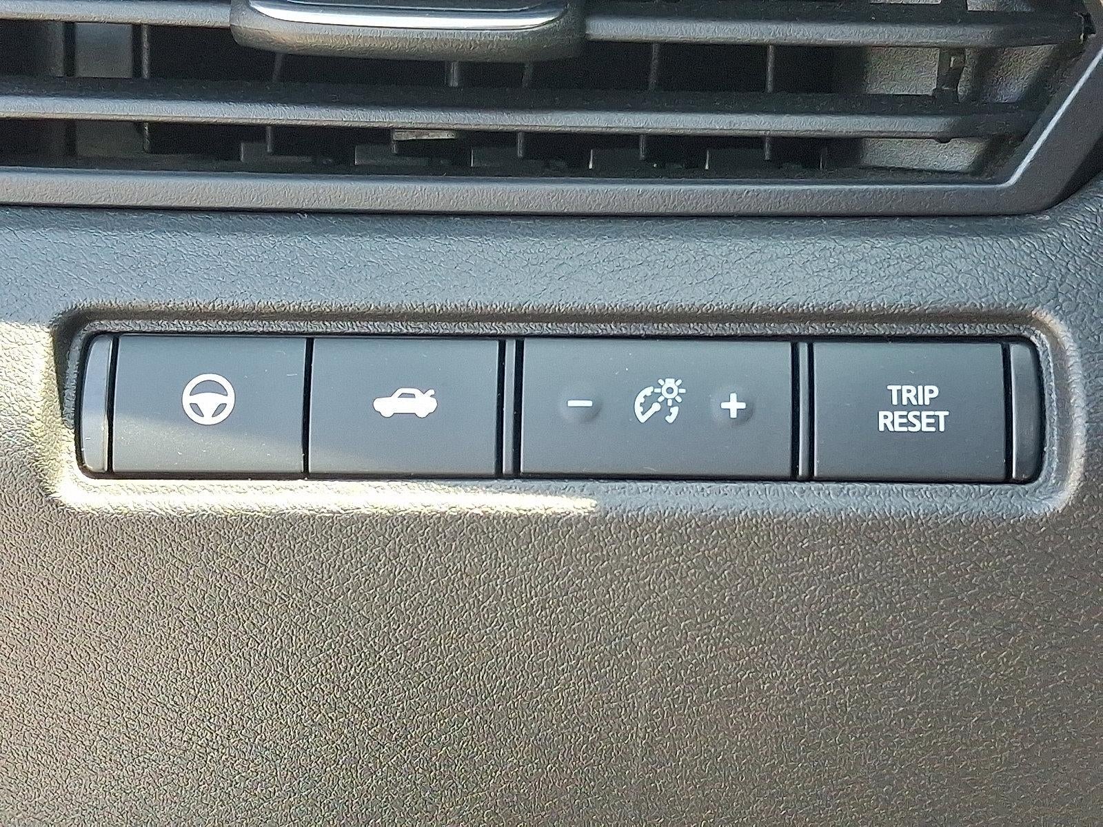 2023 Nissan Altima 2.0 SR Sedan